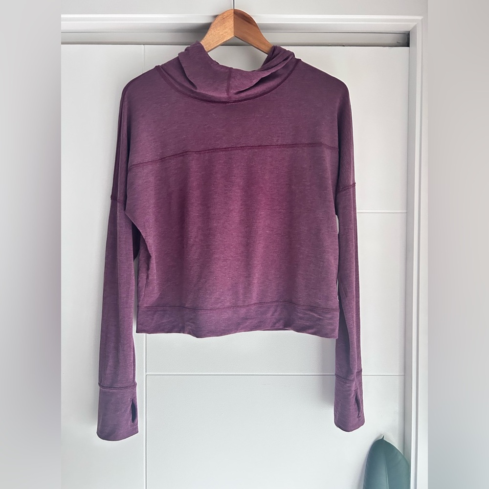GAPFit Breathe Women's Plum Hoodie